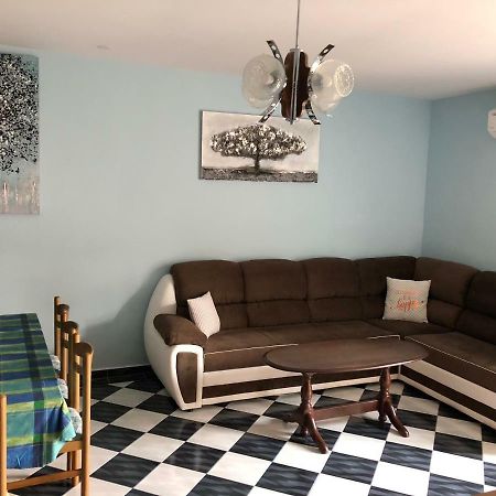 Mundial Apartments Njivice Luaran gambar