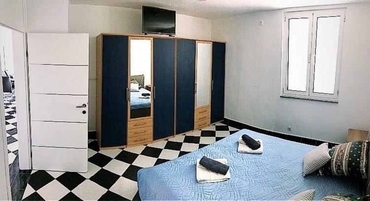 Mundial Apartments Njivice Luaran gambar