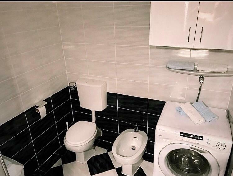 Mundial Apartments Njivice Luaran gambar