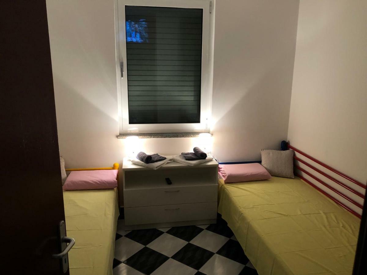 Mundial Apartments Njivice Luaran gambar